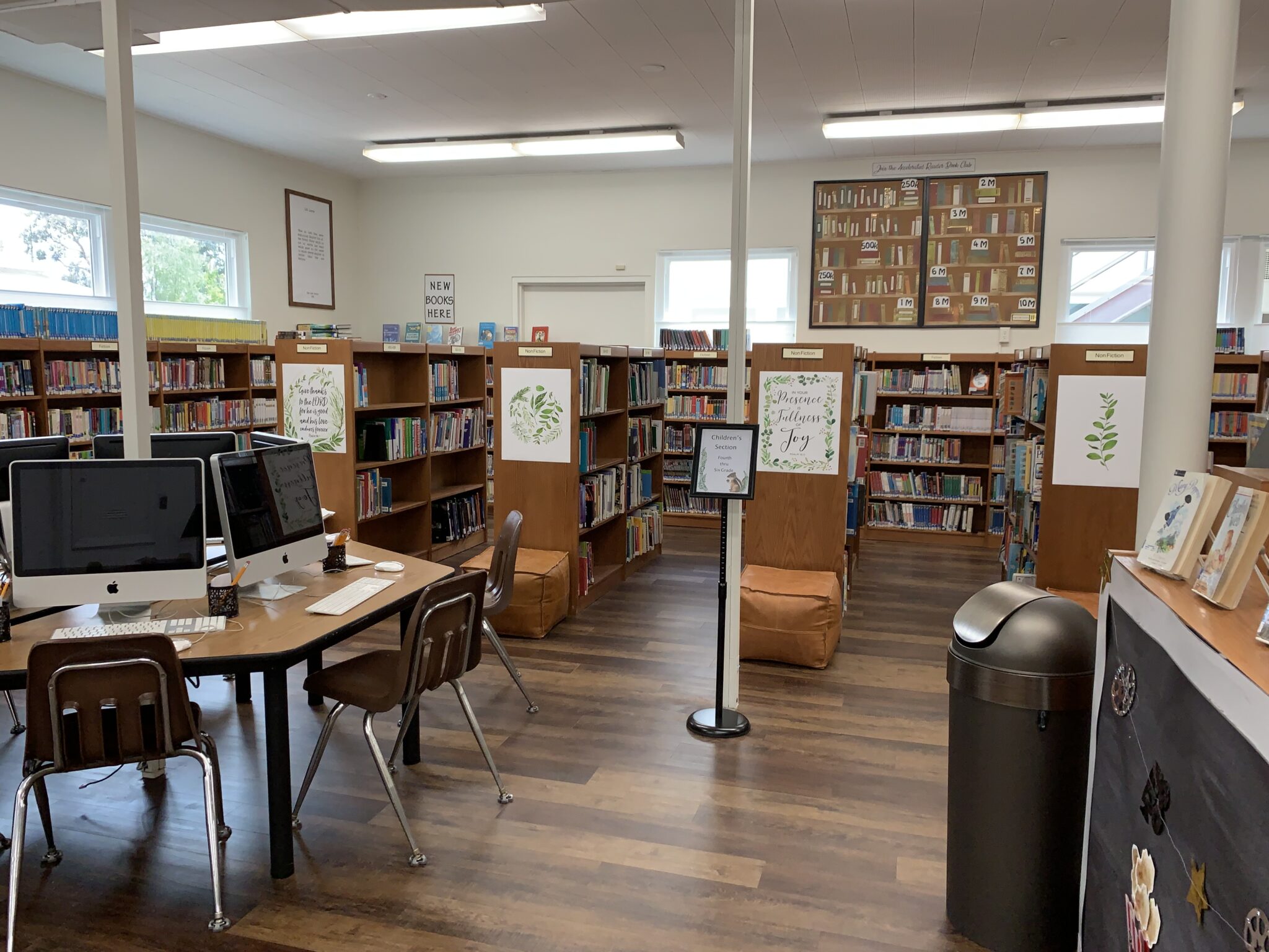 Library San Gabriel Christian